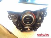 Console centrale, commande chauffage/clim