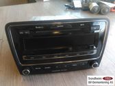 Radio/CD/DVD/GPS-pääyksikkö