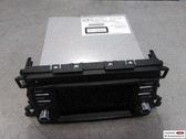 Radio / CD-Player / DVD-Player / Navigation