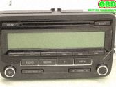 Radio / CD-Player / DVD-Player / Navigation