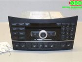 Radio / CD-Player / DVD-Player / Navigation