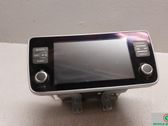 Radio / CD-Player / DVD-Player / Navigation