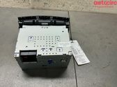 Radio / CD-Player / DVD-Player / Navigation