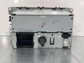 Radio / CD-Player / DVD-Player / Navigation