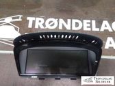 Head unit multimedia control