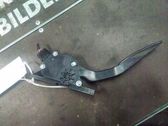 Accelerator throttle pedal