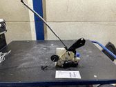 Cerradura de puerta delantera