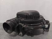 Radiator cooling fan shroud
