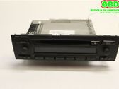Radio / CD-Player / DVD-Player / Navigation