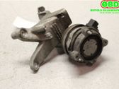 Engine mount bracket