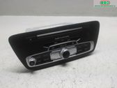 Radio / CD-Player / DVD-Player / Navigation