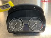 Geschwindigkeitsmesser Cockpit