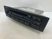 Radio / CD-Player / DVD-Player / Navigation