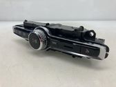 Radio / CD-Player / DVD-Player / Navigation