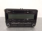Radio / CD-Player / DVD-Player / Navigation