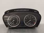 Geschwindigkeitsmesser Cockpit