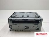 Radio / CD-Player / DVD-Player / Navigation