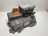 Inversor/convertidor de voltaje