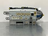 Radio / CD-Player / DVD-Player / Navigation