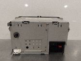 Radio / CD-Player / DVD-Player / Navigation