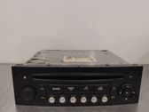 Radio / CD-Player / DVD-Player / Navigation