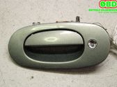 Manecilla externa puerta delantera