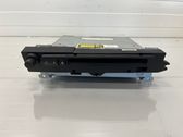 Radio/CD/DVD/GPS head unit