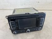 Radio/CD/DVD/GPS head unit