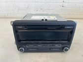 Radio / CD-Player / DVD-Player / Navigation