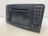 Radio / CD-Player / DVD-Player / Navigation