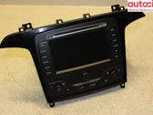 Radio/CD/DVD/GPS-pääyksikkö