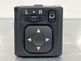 Wing mirror switch
