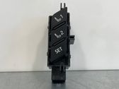 Moldura del interruptor de la ventana de la puerta delantera