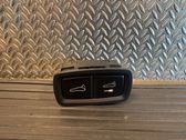 Tailgate opening switch