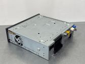 Radio / CD-Player / DVD-Player / Navigation