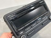 Radio / CD-Player / DVD-Player / Navigation