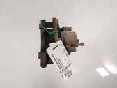 Caliper de freno delantero
