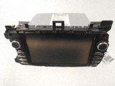 Radio / CD-Player / DVD-Player / Navigation
