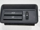Interruptor para abrir la puerta trasera