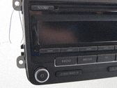 Radio / CD-Player / DVD-Player / Navigation