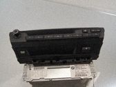 Radio / CD-Player / DVD-Player / Navigation