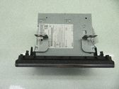 Radio / CD-Player / DVD-Player / Navigation
