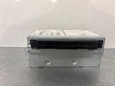 Radio / CD-Player / DVD-Player / Navigation