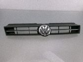 Atrapa chłodnicy / Grill