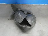 Front wheel arch liner splash guards