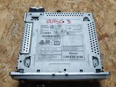 Radio / CD-Player / DVD-Player / Navigation