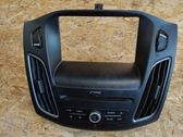 Head unit multimedia control