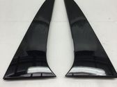 Tailgate/trunk spoiler