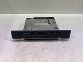 Radio / CD-Player / DVD-Player / Navigation