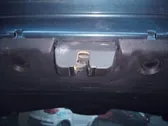 Tailgate lock latch